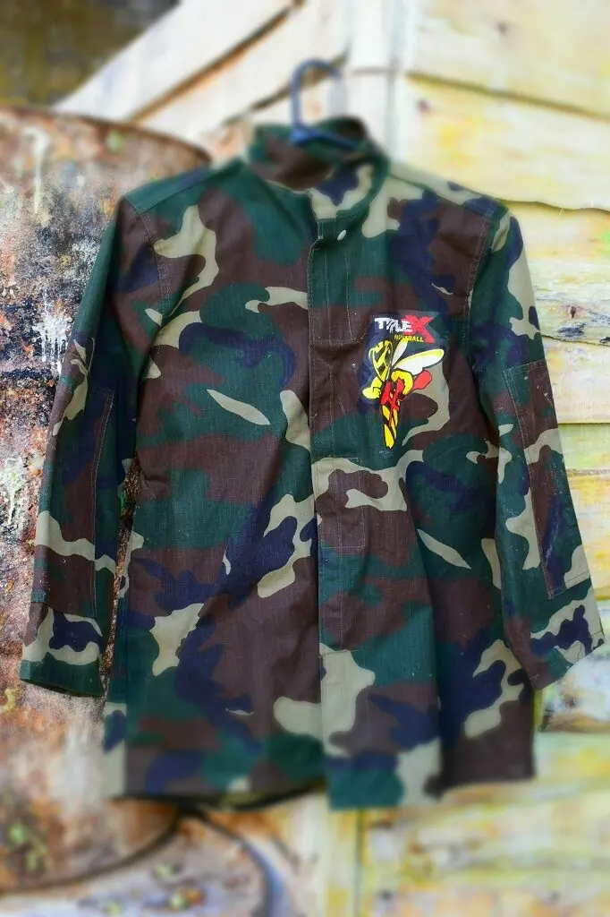 Chaqueta de ropa de combate camuflada